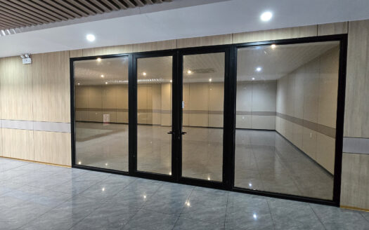 Prime Commercial Space Available